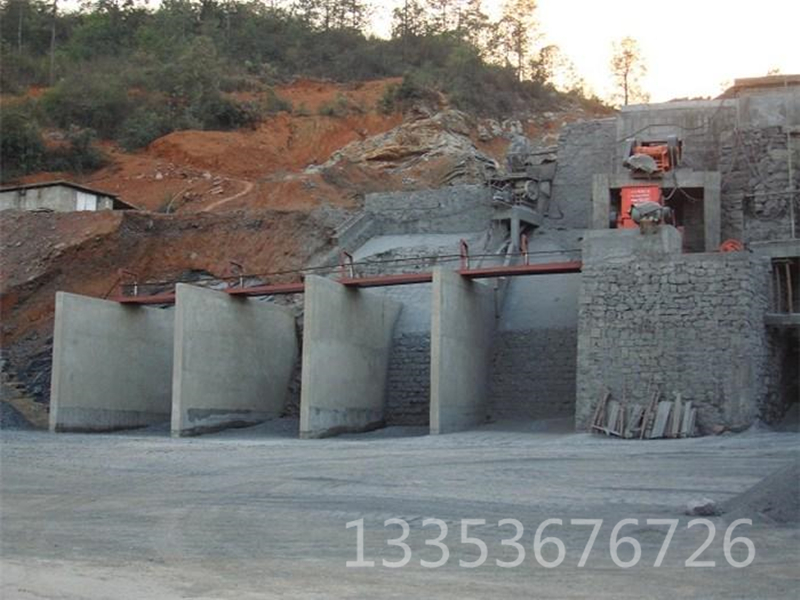 多規(guī)格吊掛式平面往復篩 多規(guī)格吊掛式平面往復篩