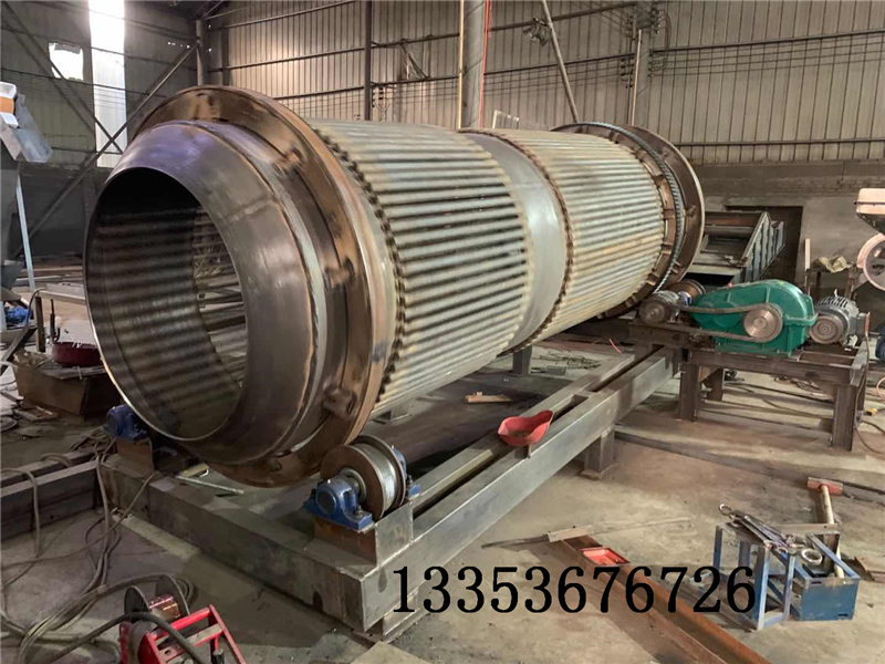 滾筒篩廠家如何根據(jù)性能特點(diǎn)選用齒圈式滾筒篩？